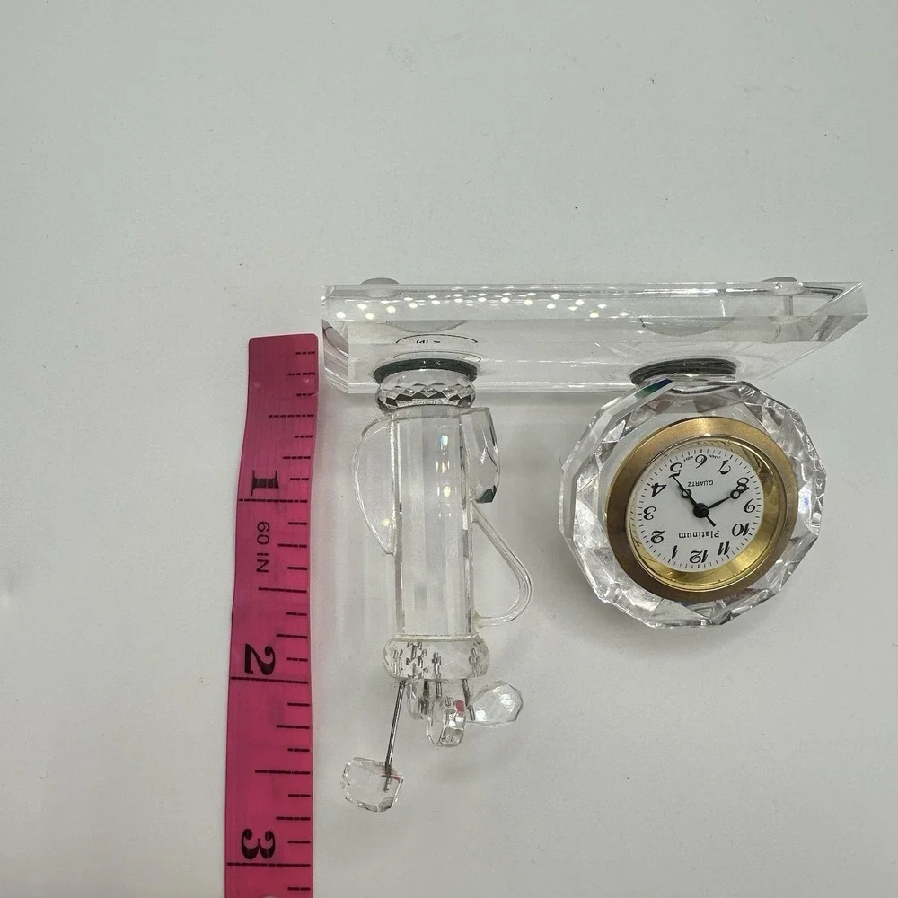 VTG Quartz Crystal Glass Clock Collectible Miniature Golf Bag 2 1/2